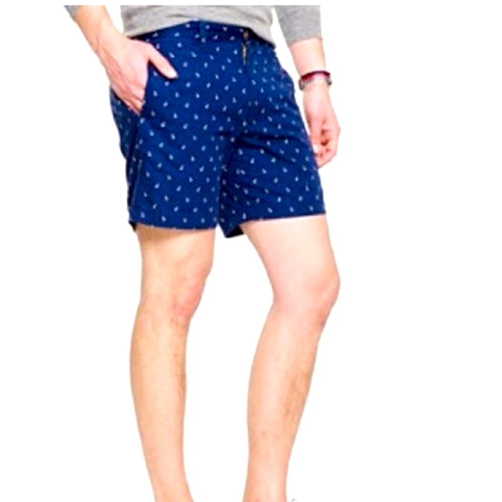 J Crew men’s Gramercy shorts with anchor print